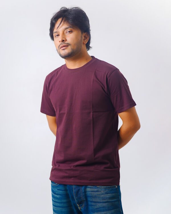 Round Neck Half Sleeve T-Shirt - Black