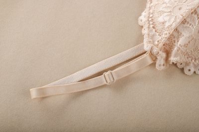 Women’s Fashion Lace Bralette Top – Comfortable Seamless Solid Color Bra Vest