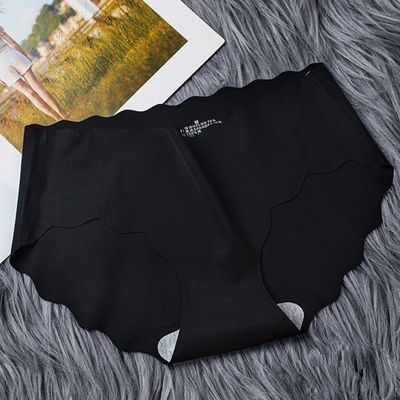 Women’s Ice Silk Traceless Ultra-Thin Mid-Waist Triangle Underwear – Soft, Breathable, and Comfortable Lingerie Briefs