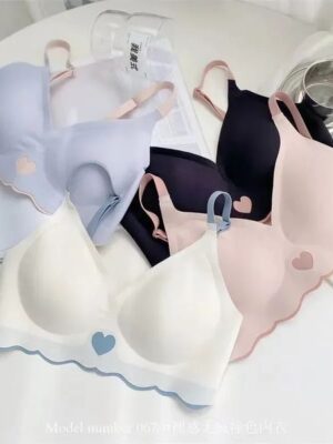 Women’s Seamless Push-Up Bra – Invisible Deep V Neck Wireless Lingerie with Removable Pads